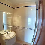 Algarve, 4 Bedrooms Independent House, Pêra