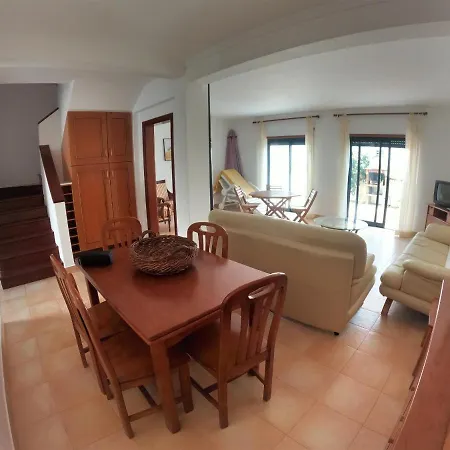 Algarve 4 Bedroom Independent House In * Pêra