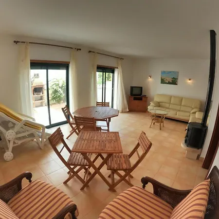 Ferienhaus Algarve, 4 Bedrooms Independent House, Pêra