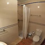 Nyaraló Algarve, 4 Bedrooms Independent House, Pêra