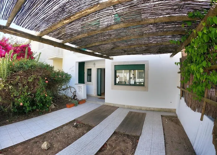 Casa de Férias Algarve, 4 Bedrooms Independent House,
