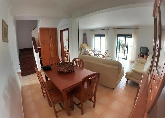 Casa de Férias Algarve, 4 Bedrooms Independent House,