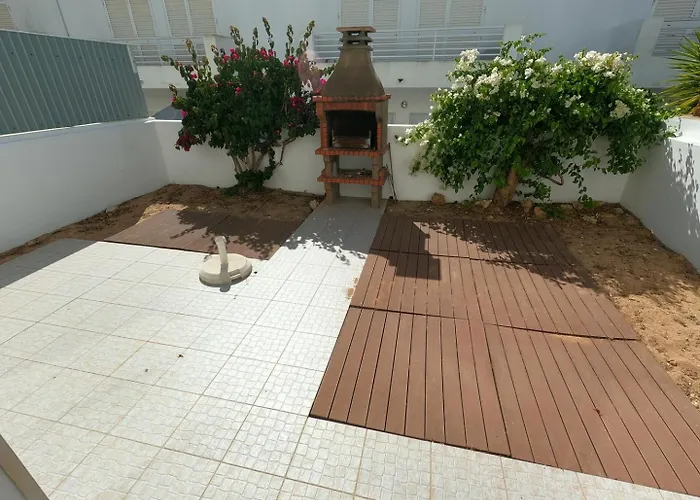 Algarve, 4 Bedrooms Independent House, Casa de Férias *