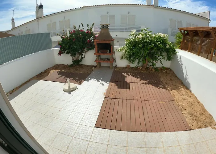 Casa de Férias Algarve, 4 Bedrooms Independent House,