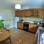 Algarve, 4 Bedrooms Independent House, בית נופש *